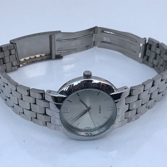 Men Watch Silver Tone Analog Quartz Wrist Watch - Picture 4 of 8